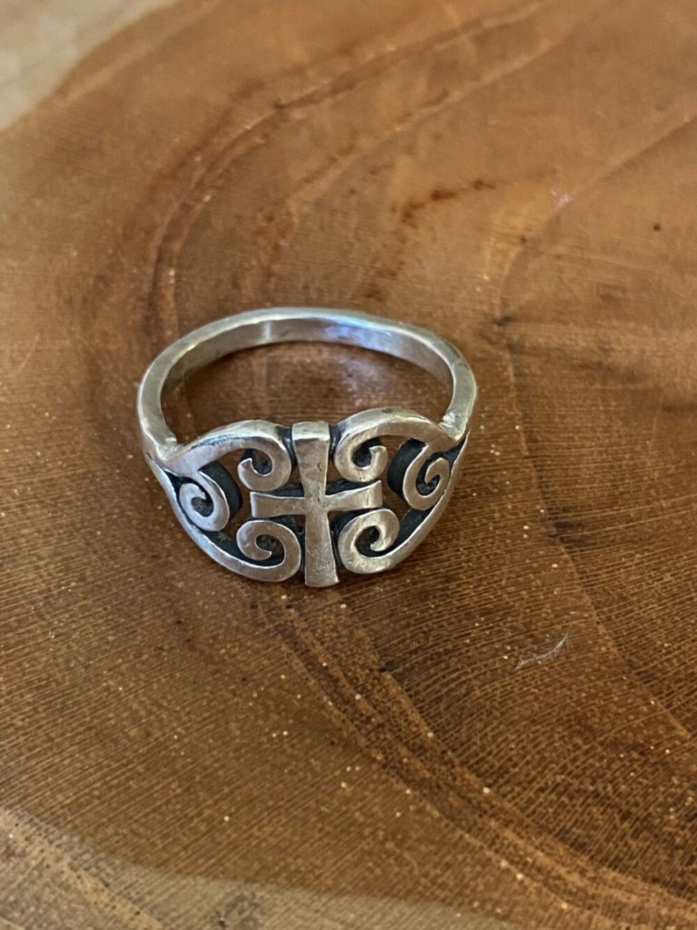 James Avery Scroll Cross Ring, Size 8, Sterling Silver